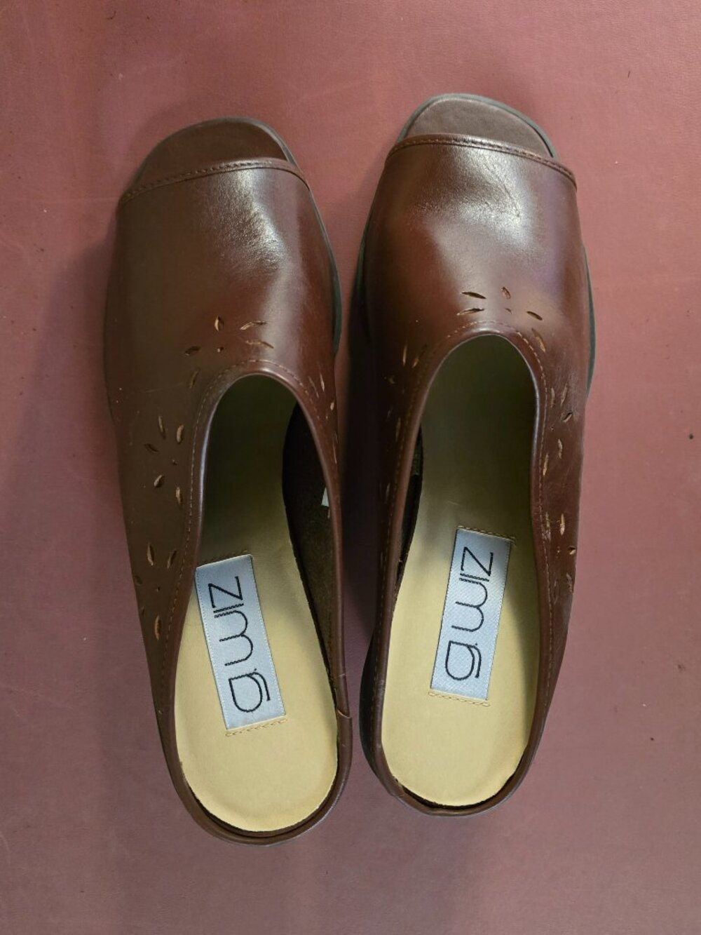Womens brown leather mule sandals 8 10